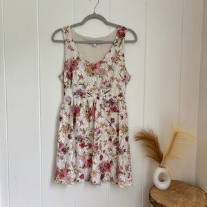 Forever 21 Floral Lace Dress in Pink and Cream